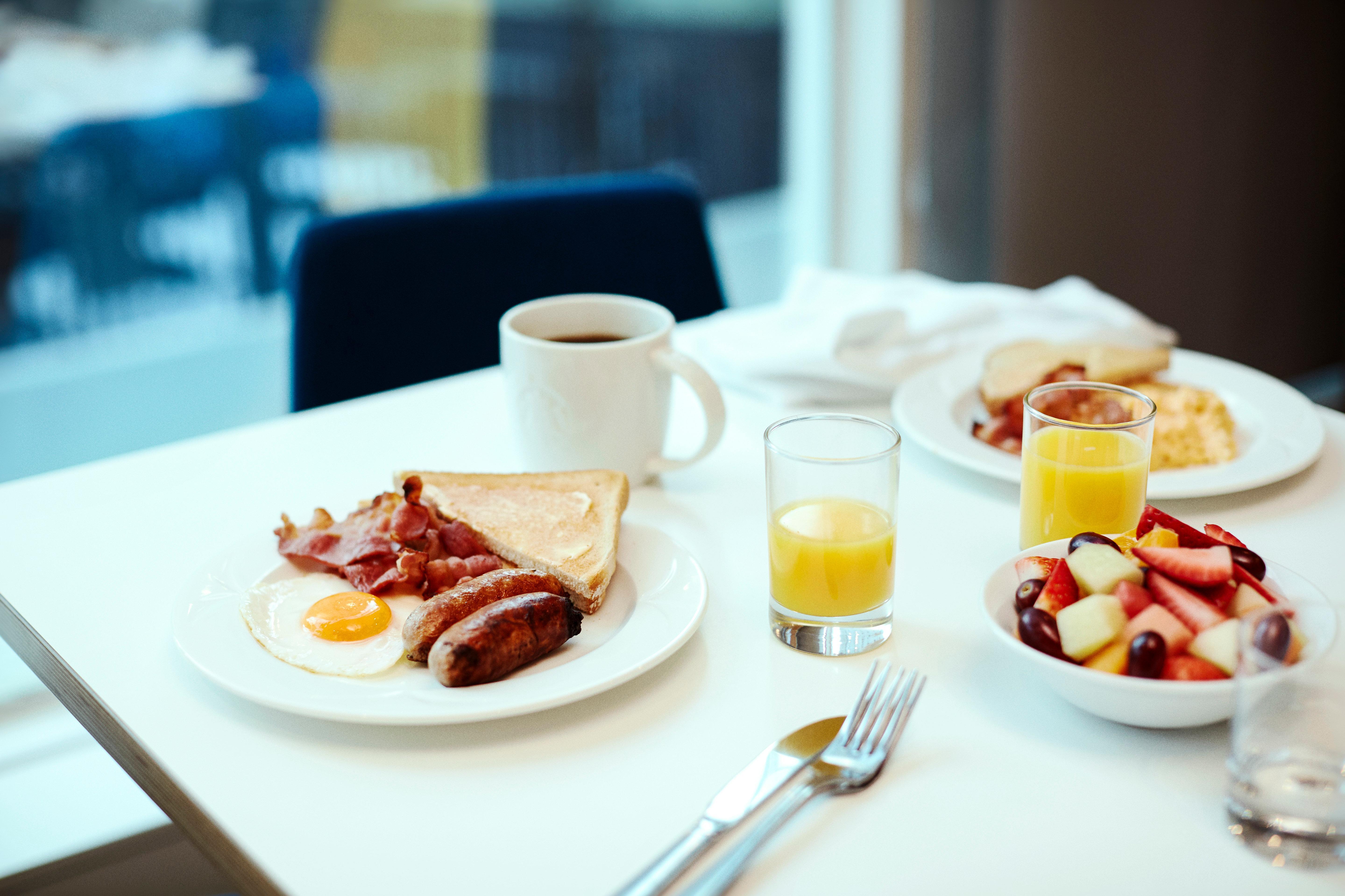 Holiday Inn Grand Rapids North - Walker By Ihg Bagian luar foto